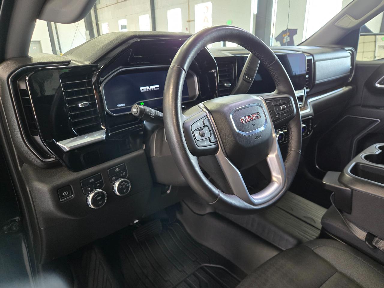 GMC Sierra 1500 4WD Double Cab 147" Elevation 2022