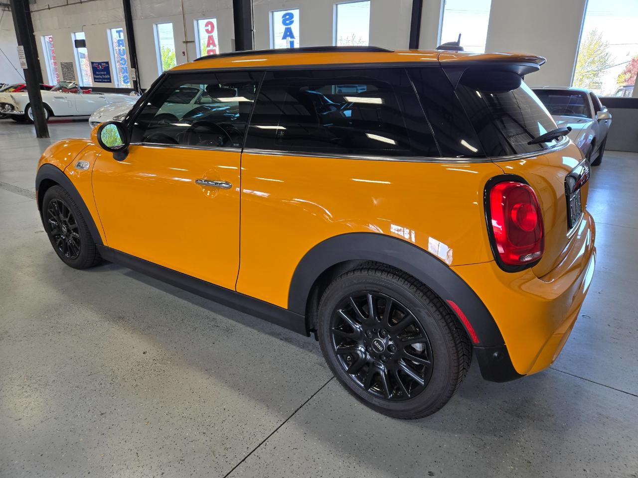 MINI Hardtop 2 Door Cooper S FWD 2017