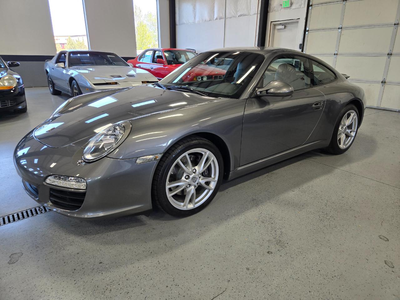 Porsche 911 2dr Cpe Carrera 2010