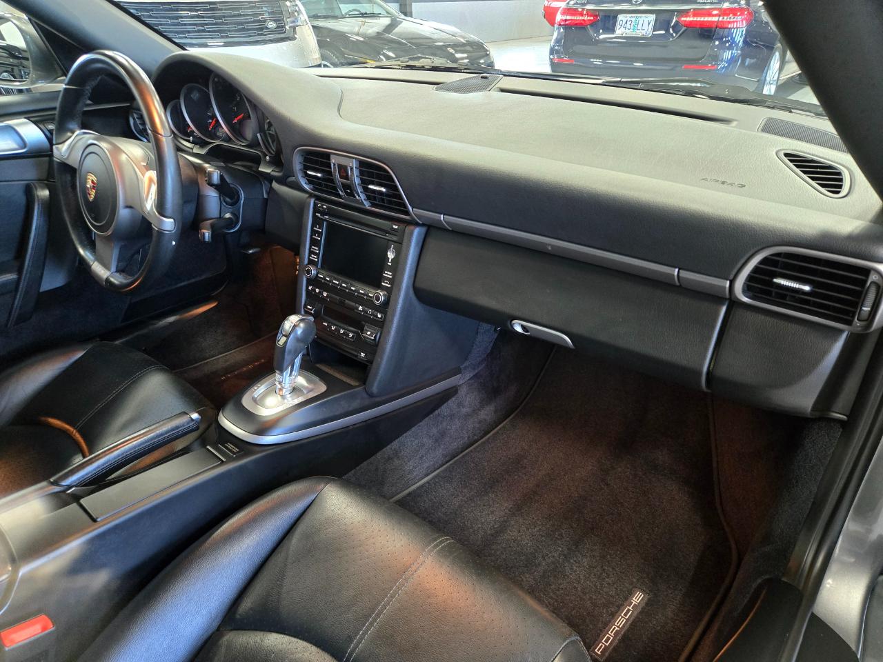 Porsche 911 2dr Cpe Carrera 2010