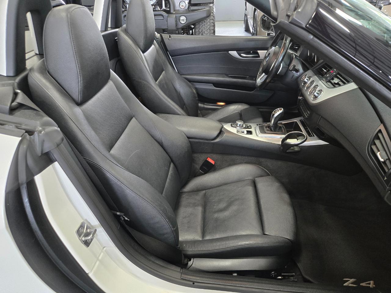 BMW Z4 2dr Roadster sDrive35i 2011