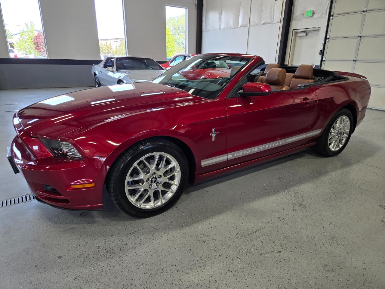 Ford Mustang 2dr Conv V6 Premium 2014
