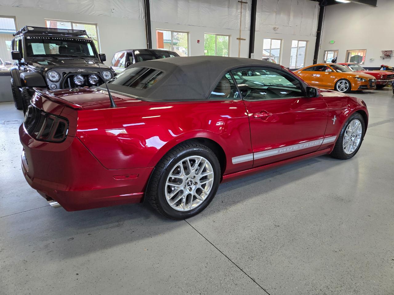 Ford Mustang 2dr Conv V6 Premium 2014