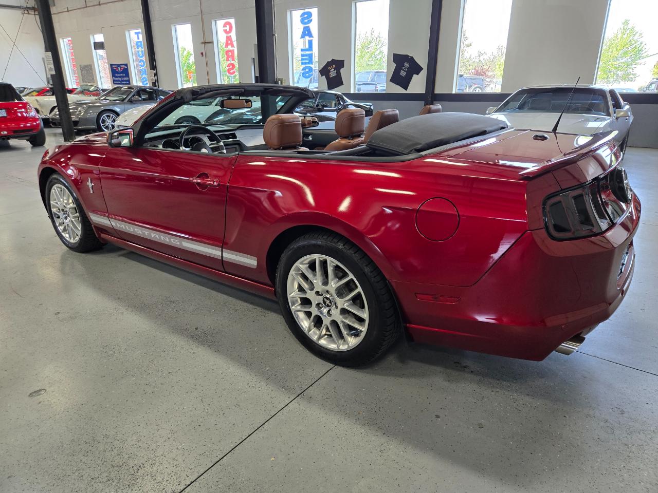 Ford Mustang 2dr Conv V6 Premium 2014