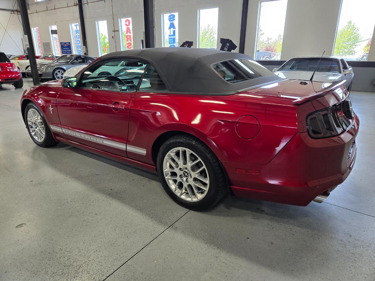 Ford Mustang 2dr Conv V6 Premium 2014