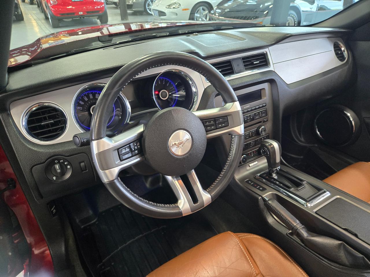 Ford Mustang 2dr Conv V6 Premium 2014