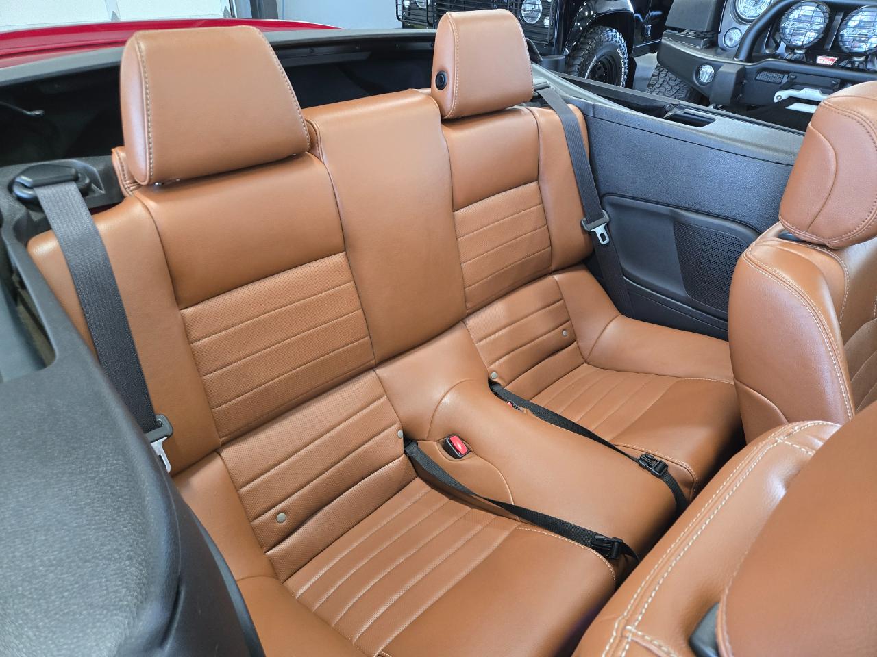 Ford Mustang 2dr Conv V6 Premium 2014