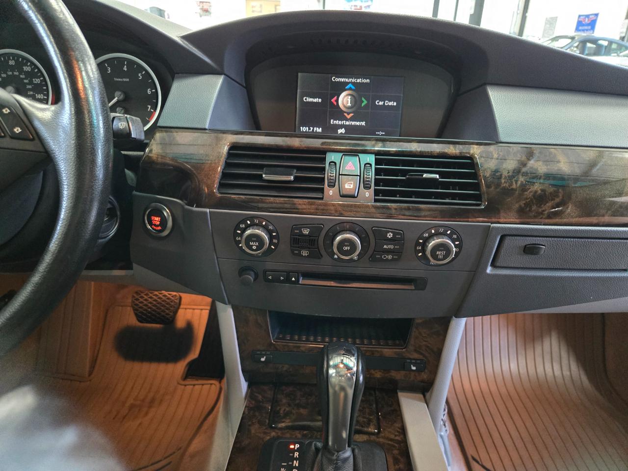 BMW 5 Series 530xi 4dr Sports Wgn AWD 2006