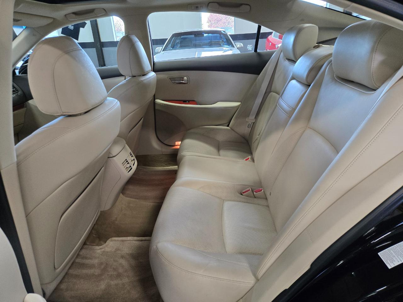 Lexus ES 350 4dr Sdn 2012