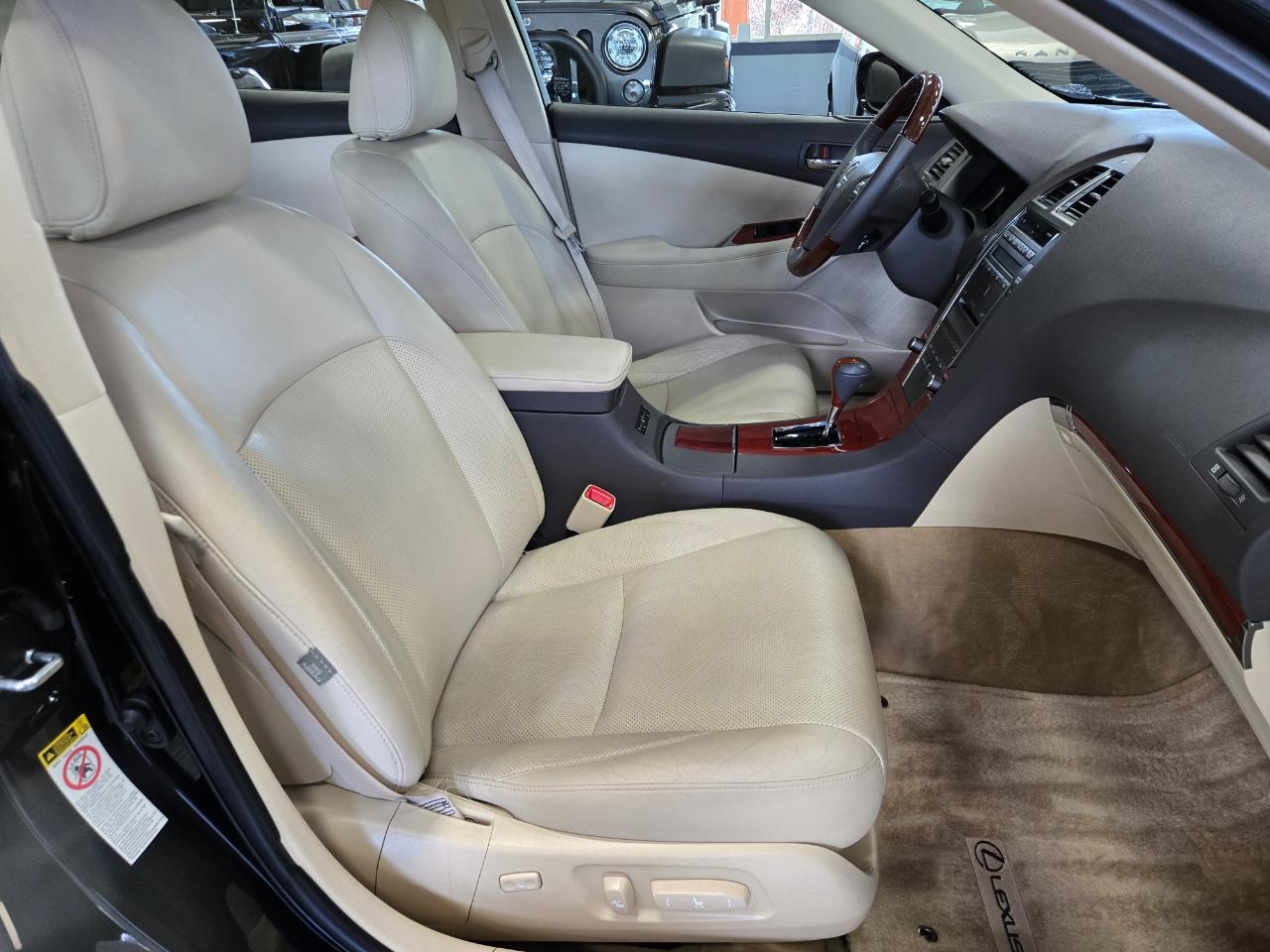 Lexus ES 350 4dr Sdn 2012