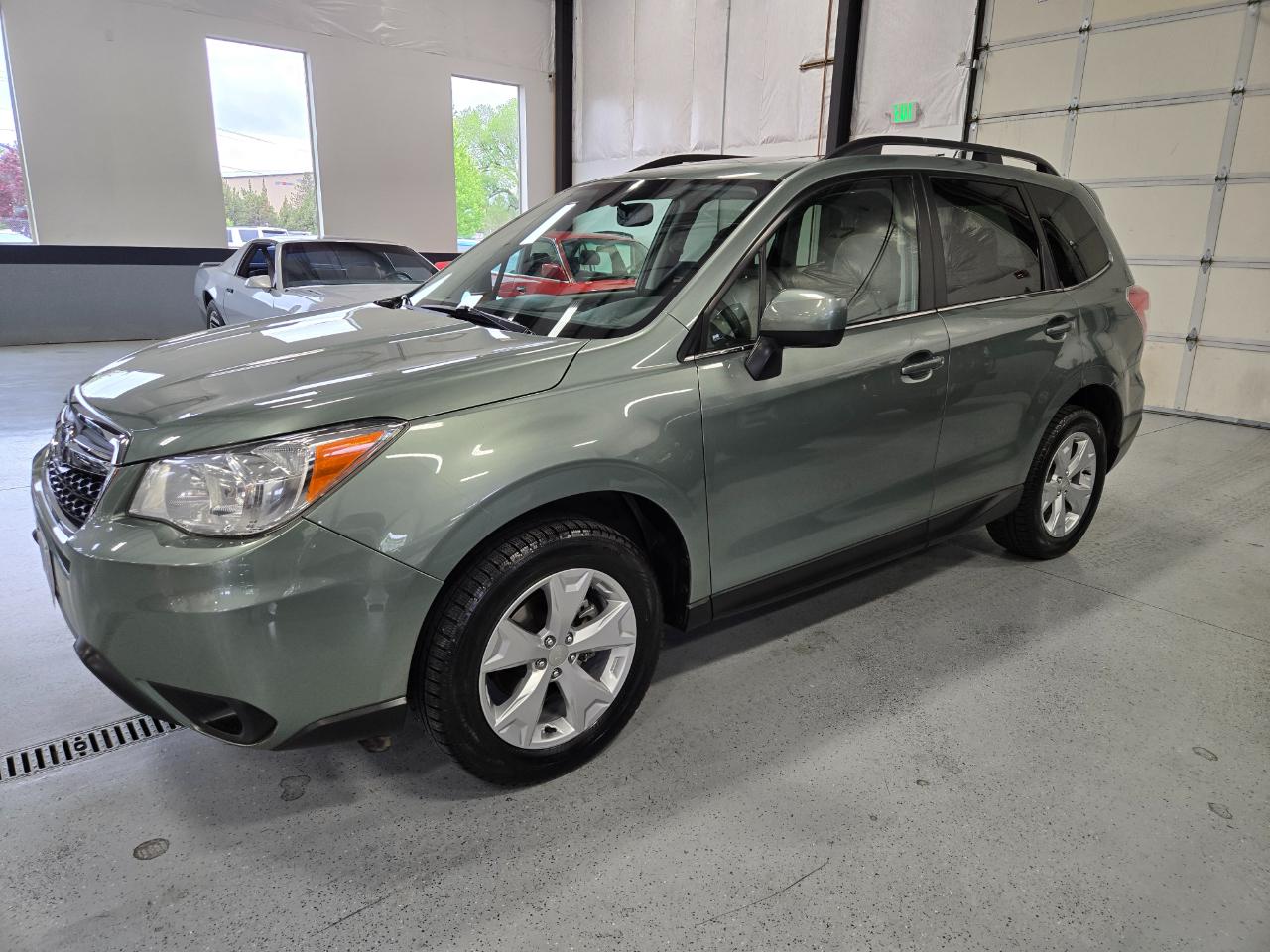 Subaru Forester 4dr Auto 2.5i Limited PZEV 2014