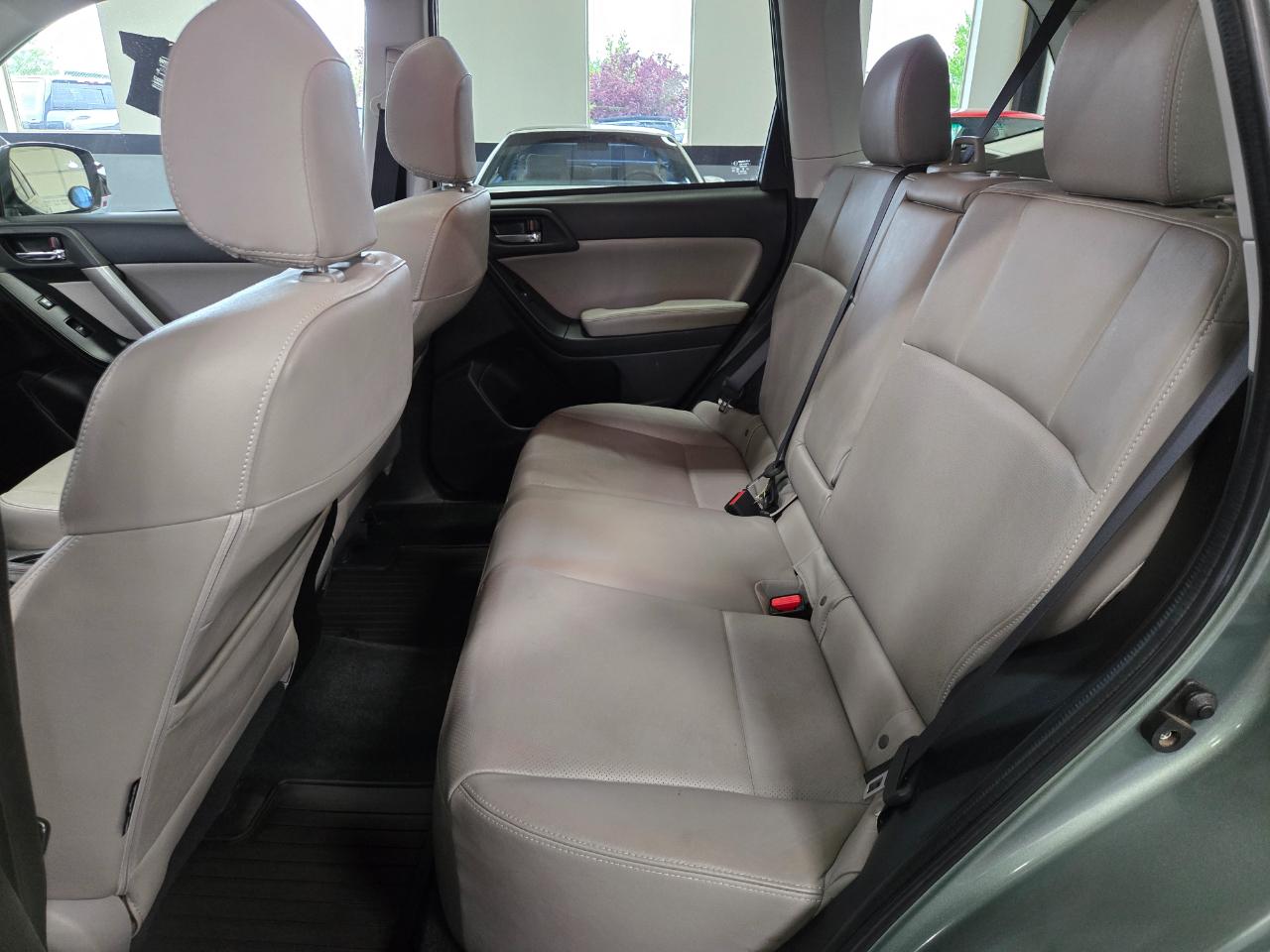 Subaru Forester 4dr Auto 2.5i Limited PZEV 2014