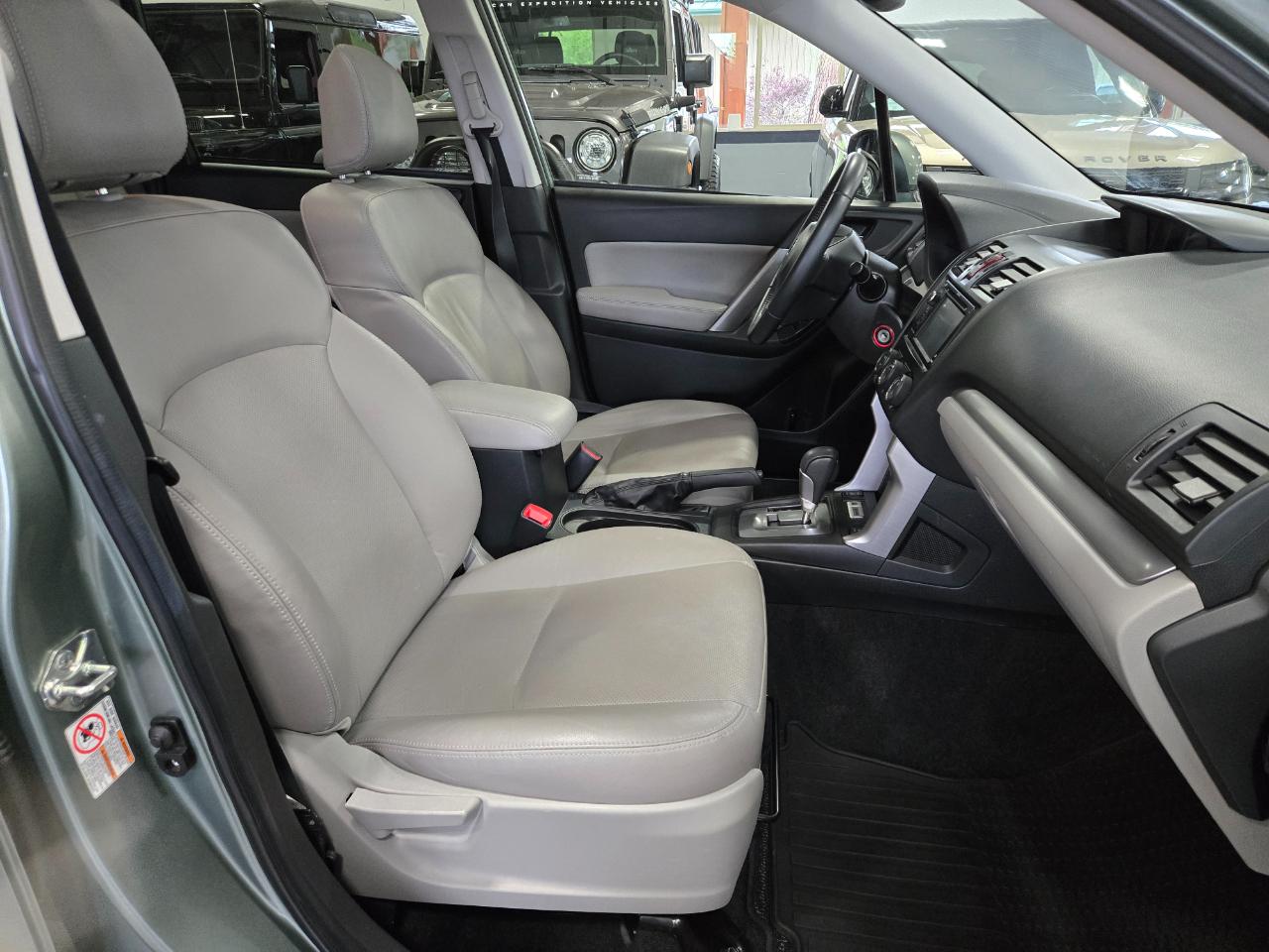Subaru Forester 4dr Auto 2.5i Limited PZEV 2014