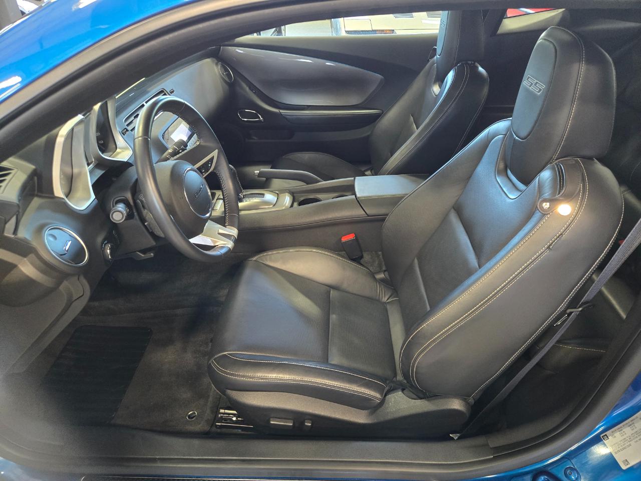 Chevrolet Camaro 2dr Cpe 2SS 2010