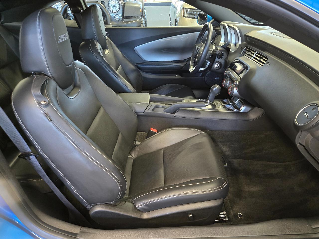 Chevrolet Camaro 2dr Cpe 2SS 2010