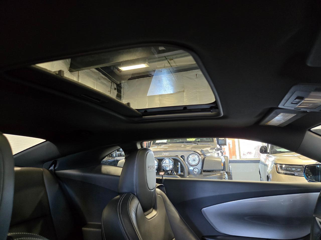 Chevrolet Camaro 2dr Cpe 2SS 2010