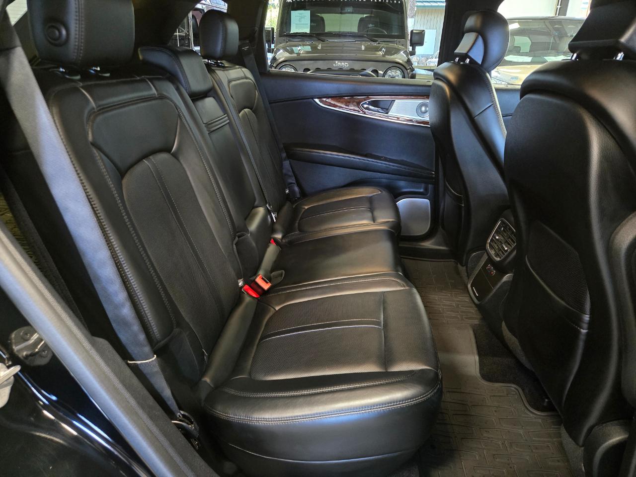 Lincoln MKX AWD 4dr Reserve 2016
