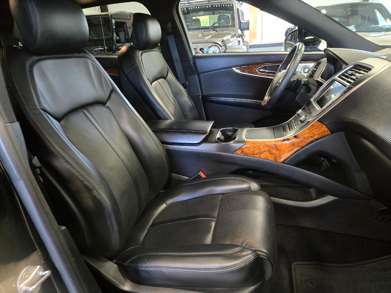 Lincoln MKX AWD 4dr Reserve 2016