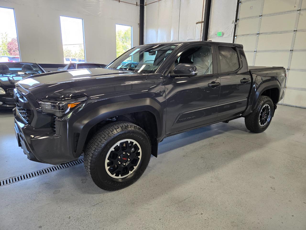 Toyota Tacoma 4WD TRD Off Road Double Cab 5' Bed AT (Natl) 2024