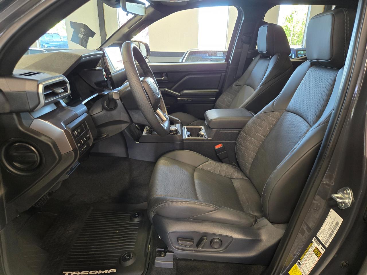 Toyota Tacoma 4WD TRD Off Road Double Cab 5' Bed AT (Natl) 2024