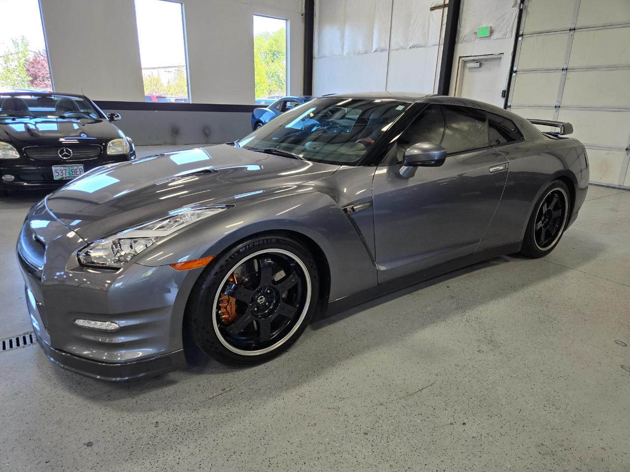 Nissan GT-R 2dr Cpe Black Edition 2014