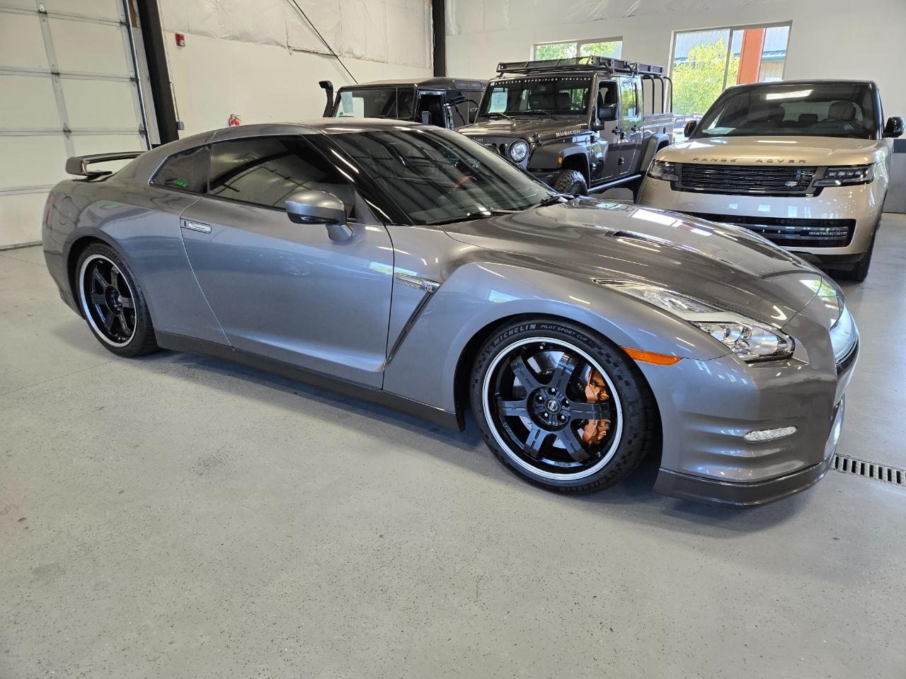 Nissan GT-R 2dr Cpe Black Edition 2014
