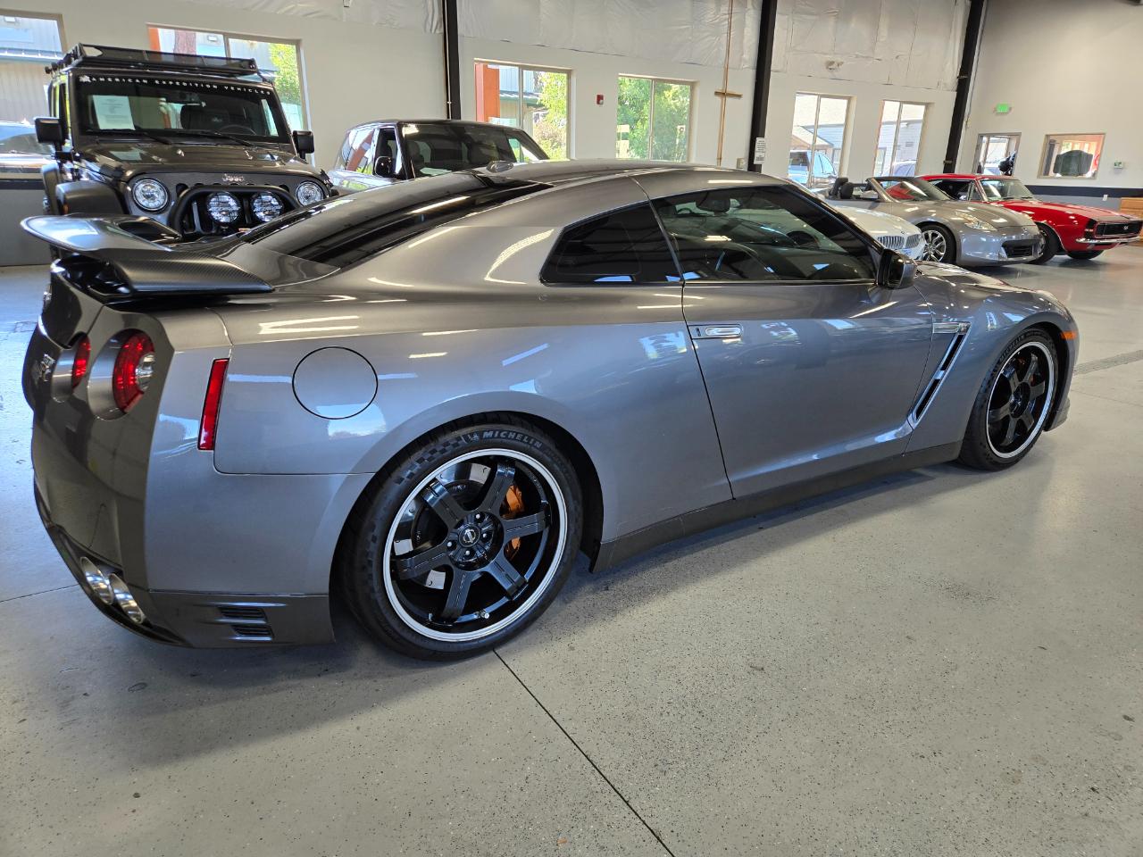 Nissan GT-R 2dr Cpe Black Edition 2014