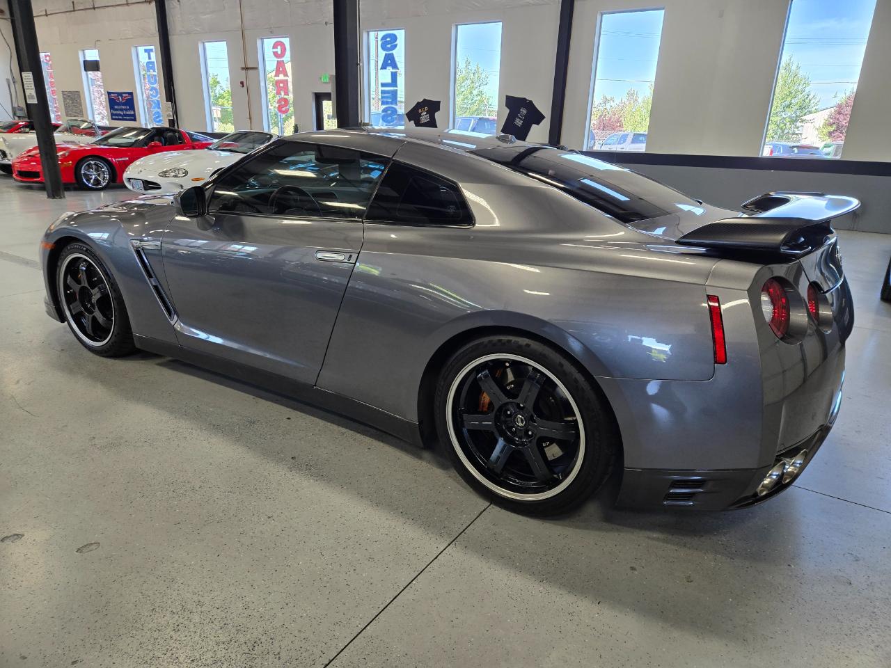 Nissan GT-R 2dr Cpe Black Edition 2014