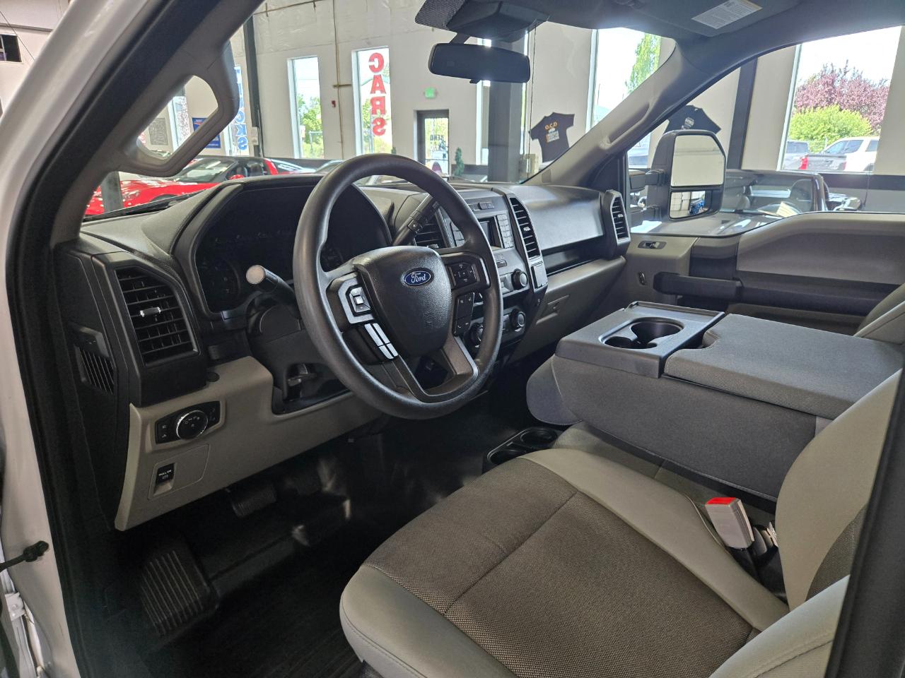 Ford F-150 XL 4WD Reg Cab 8' Box 2020