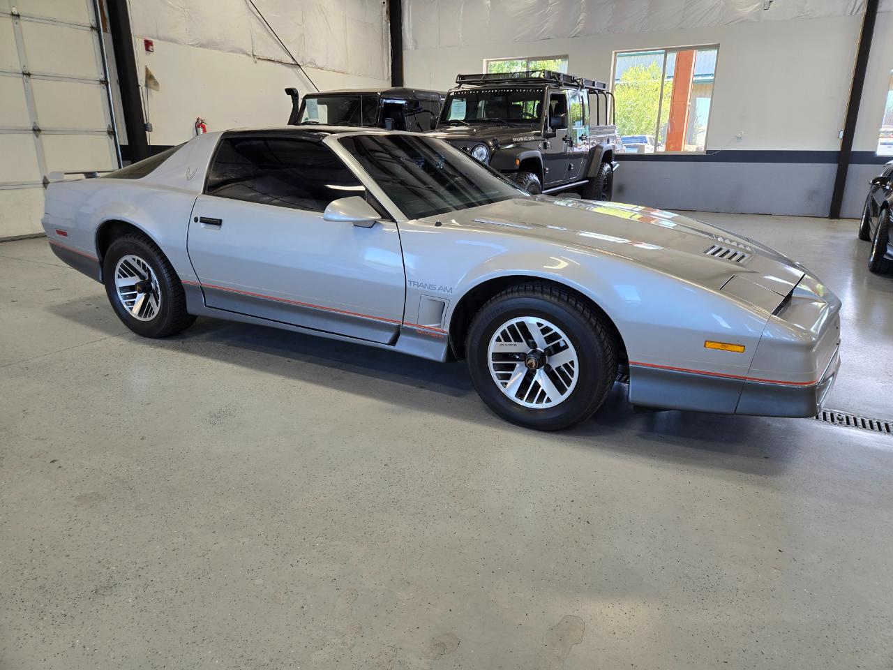 Pontiac Firebird 2dr Hatchback Trans Am 1985