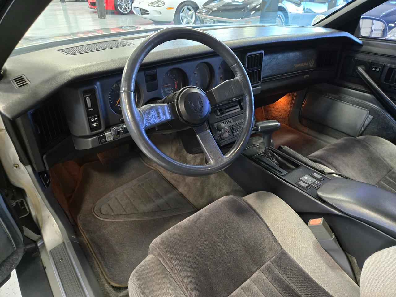 Pontiac Firebird 2dr Hatchback Trans Am 1985