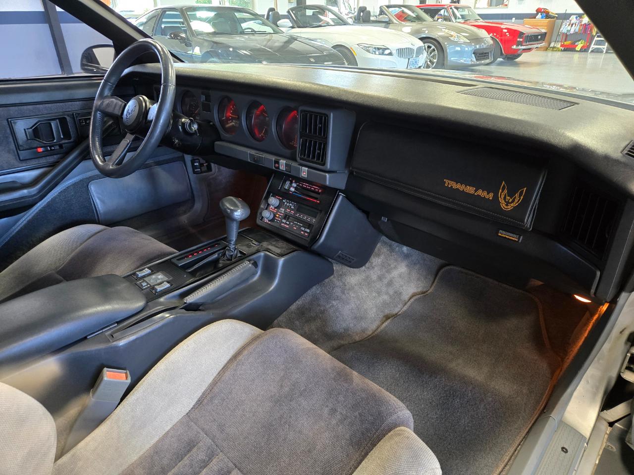 Pontiac Firebird 2dr Hatchback Trans Am 1985