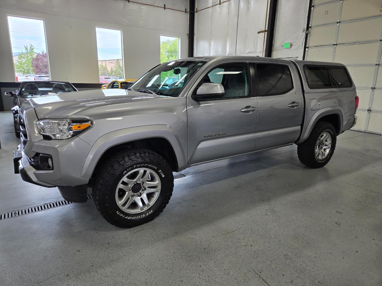 Toyota Tacoma 4WD SR5 Double Cab 5' Bed V6 AT (Natl) 2019