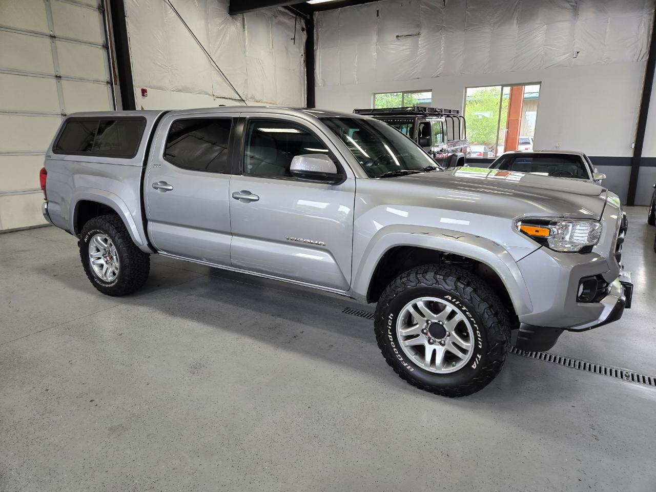 Toyota Tacoma 4WD SR5 Double Cab 5' Bed V6 AT (Natl) 2019