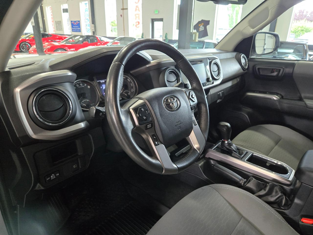 Toyota Tacoma 4WD SR5 Double Cab 5' Bed V6 AT (Natl) 2019