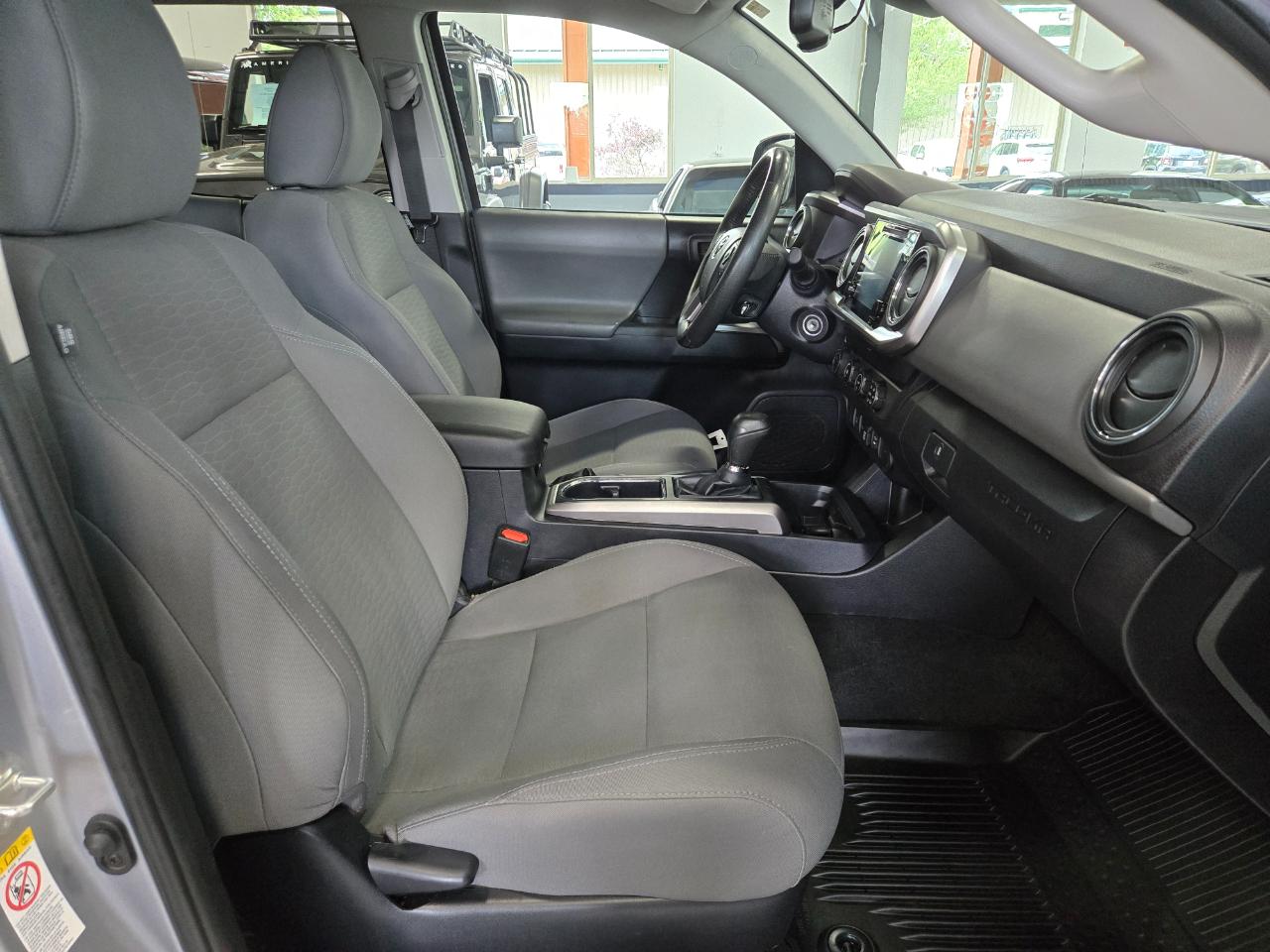 Toyota Tacoma 4WD SR5 Double Cab 5' Bed V6 AT (Natl) 2019
