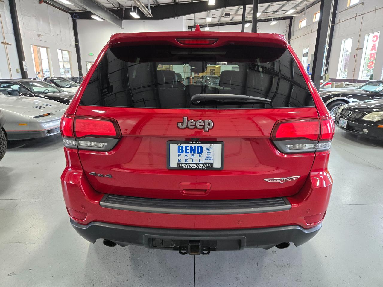 Jeep Grand Cherokee Trailhawk 4D SUV 4WD 2017