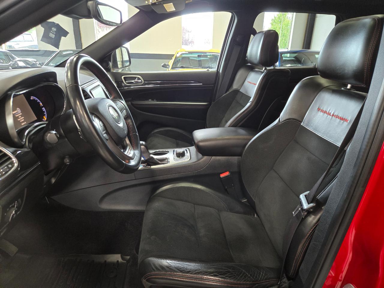 Jeep Grand Cherokee Trailhawk 4D SUV 4WD 2017