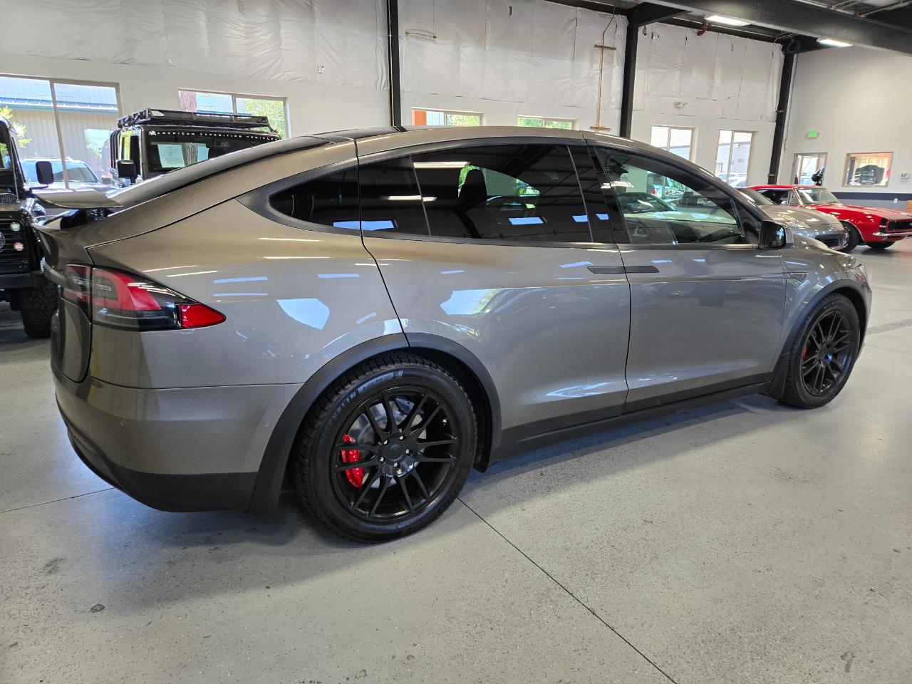 Tesla Model X  2016