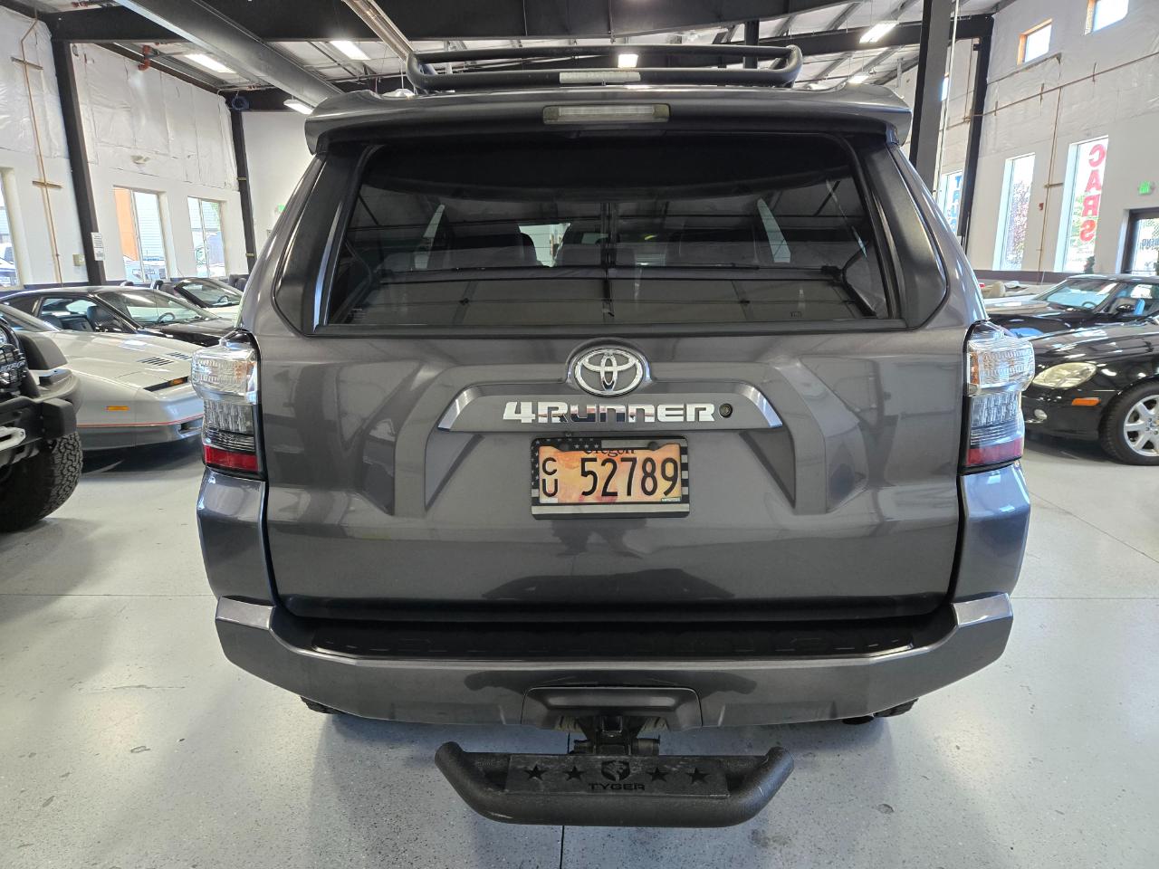 Toyota 4Runner SR5 Premium 4D SUV 4X4 V6 2017