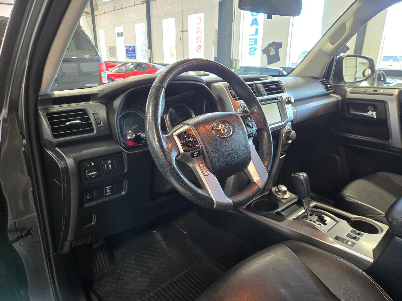 Toyota 4Runner SR5 Premium 4D SUV 4X4 V6 2017