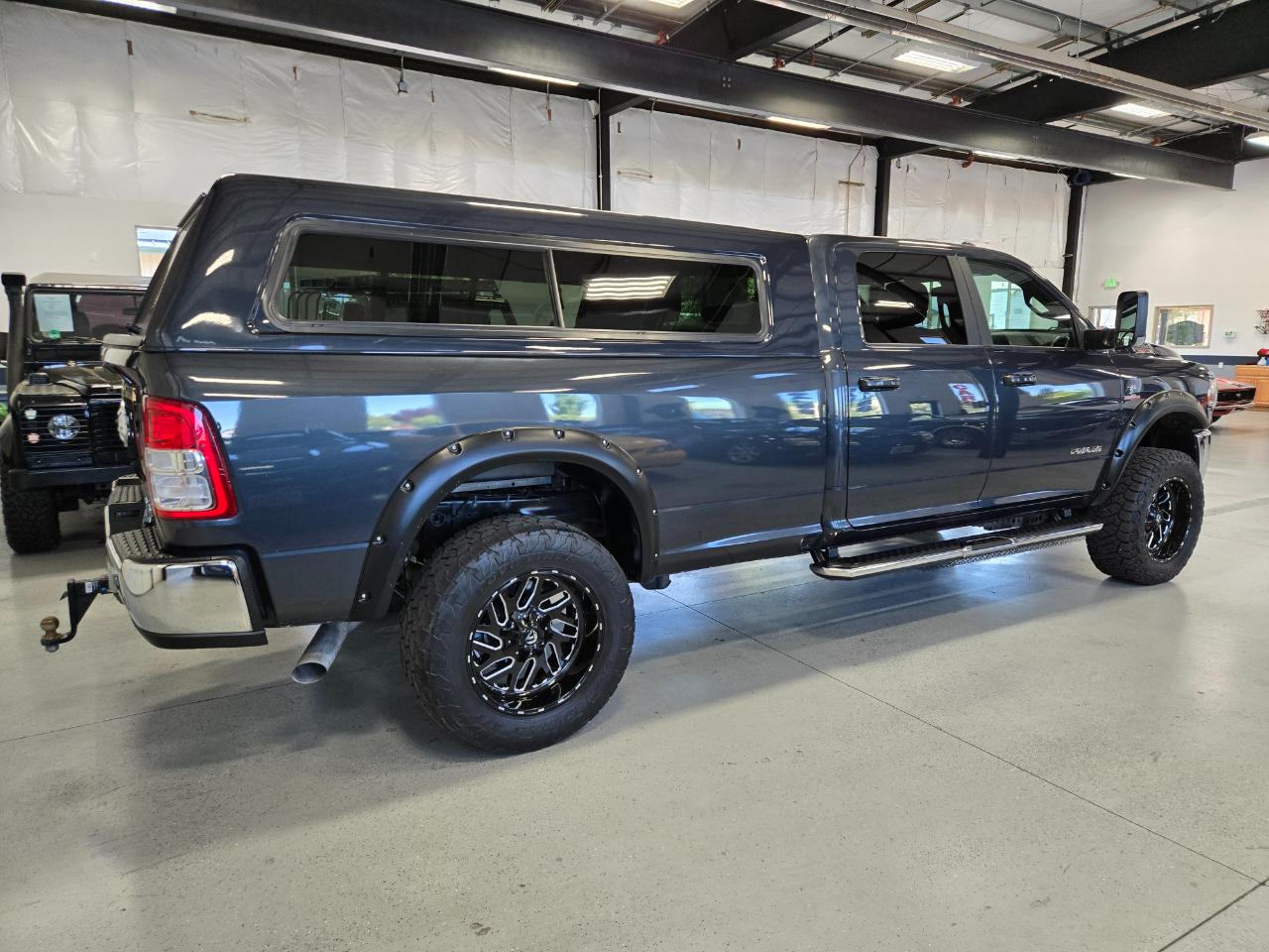 RAM 2500 Big Horn 4x4 Crew Cab 8' Box 2022