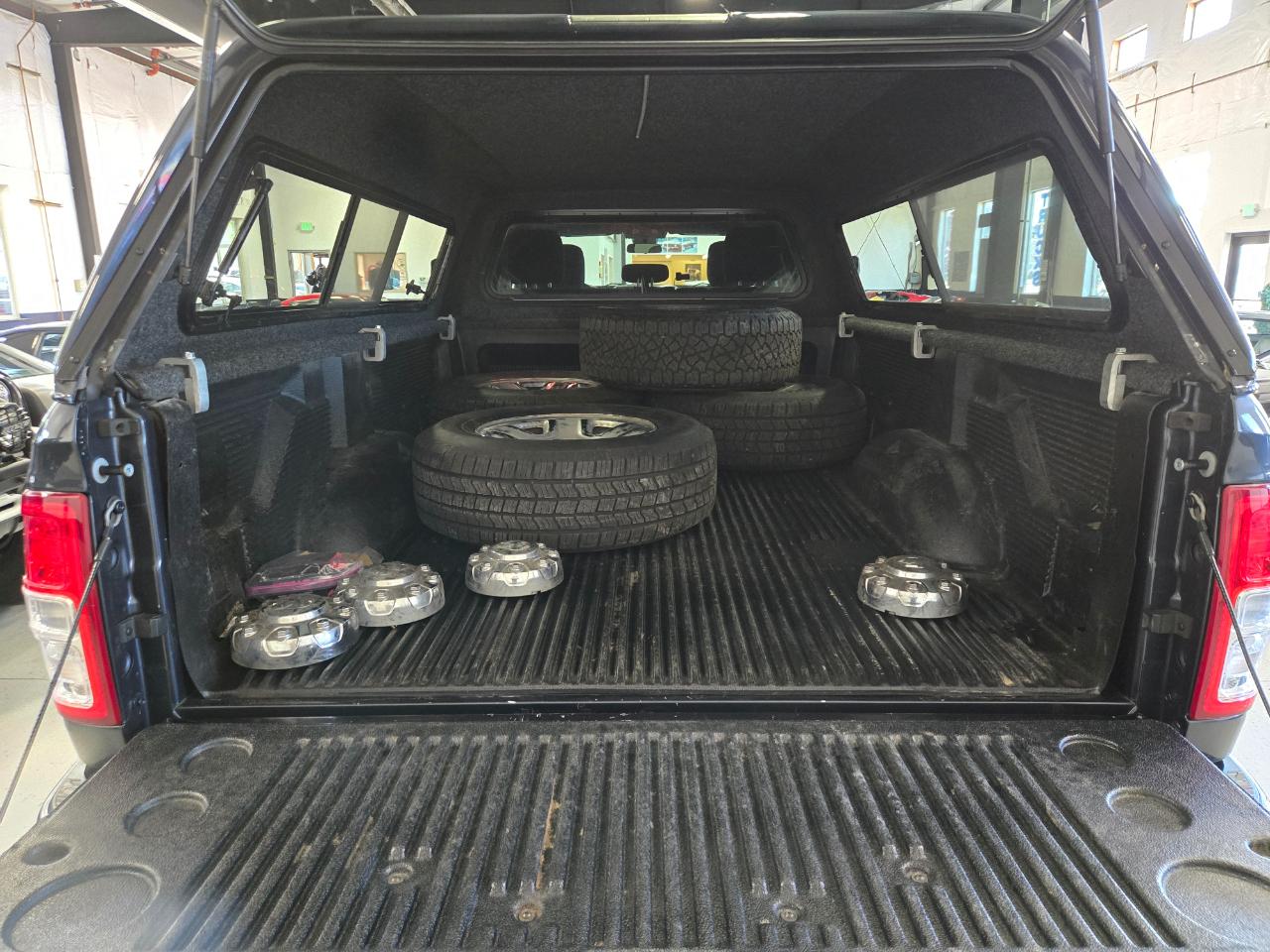 RAM 2500 Big Horn 4x4 Crew Cab 8' Box 2022