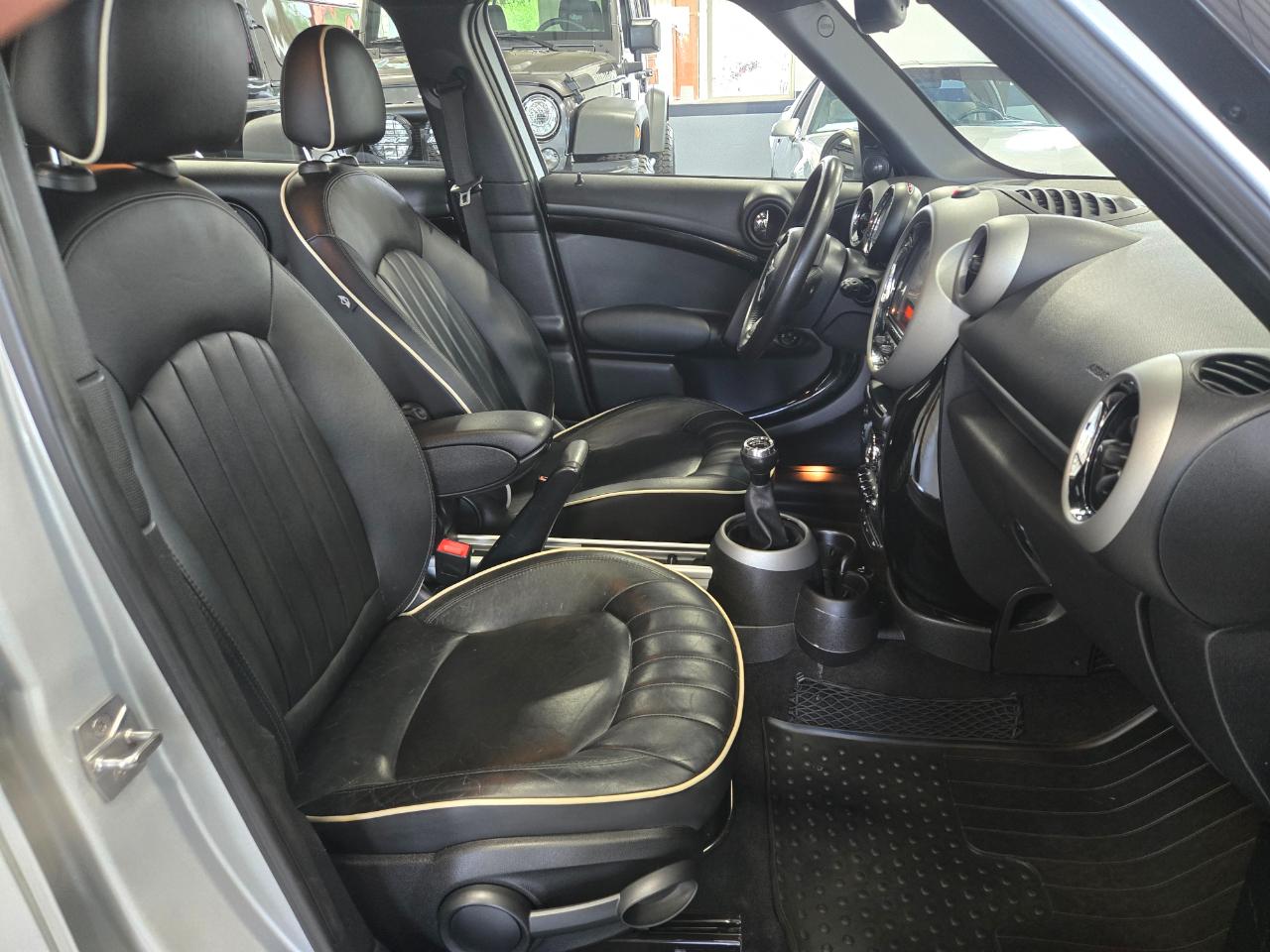MINI Cooper Countryman AWD 4dr S ALL4 2011