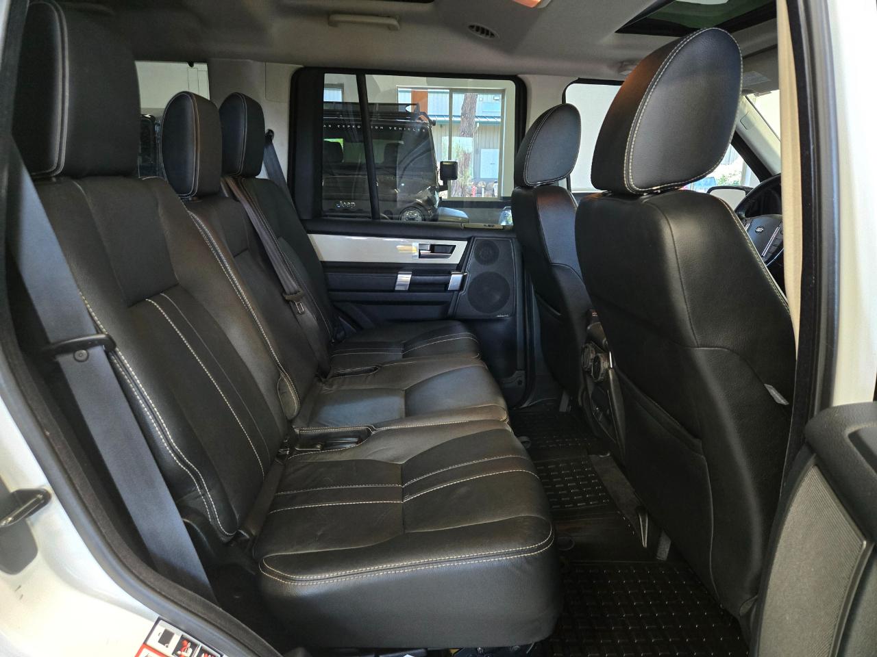 Land Rover LR4 4WD 4dr V8 HSE 2011