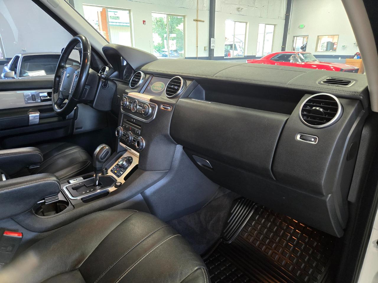 Land Rover LR4 4WD 4dr V8 HSE 2011