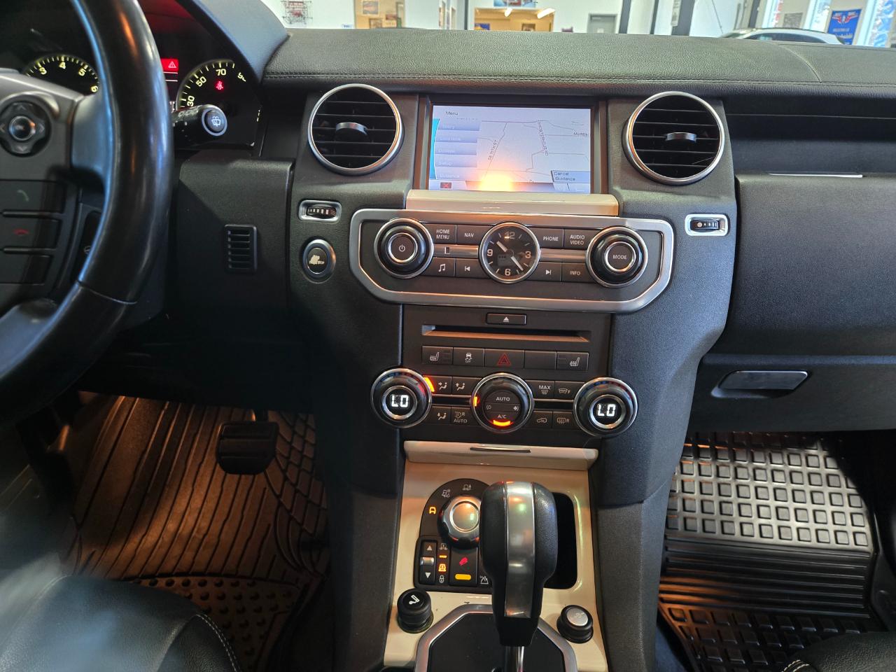 Land Rover LR4 4WD 4dr V8 HSE 2011
