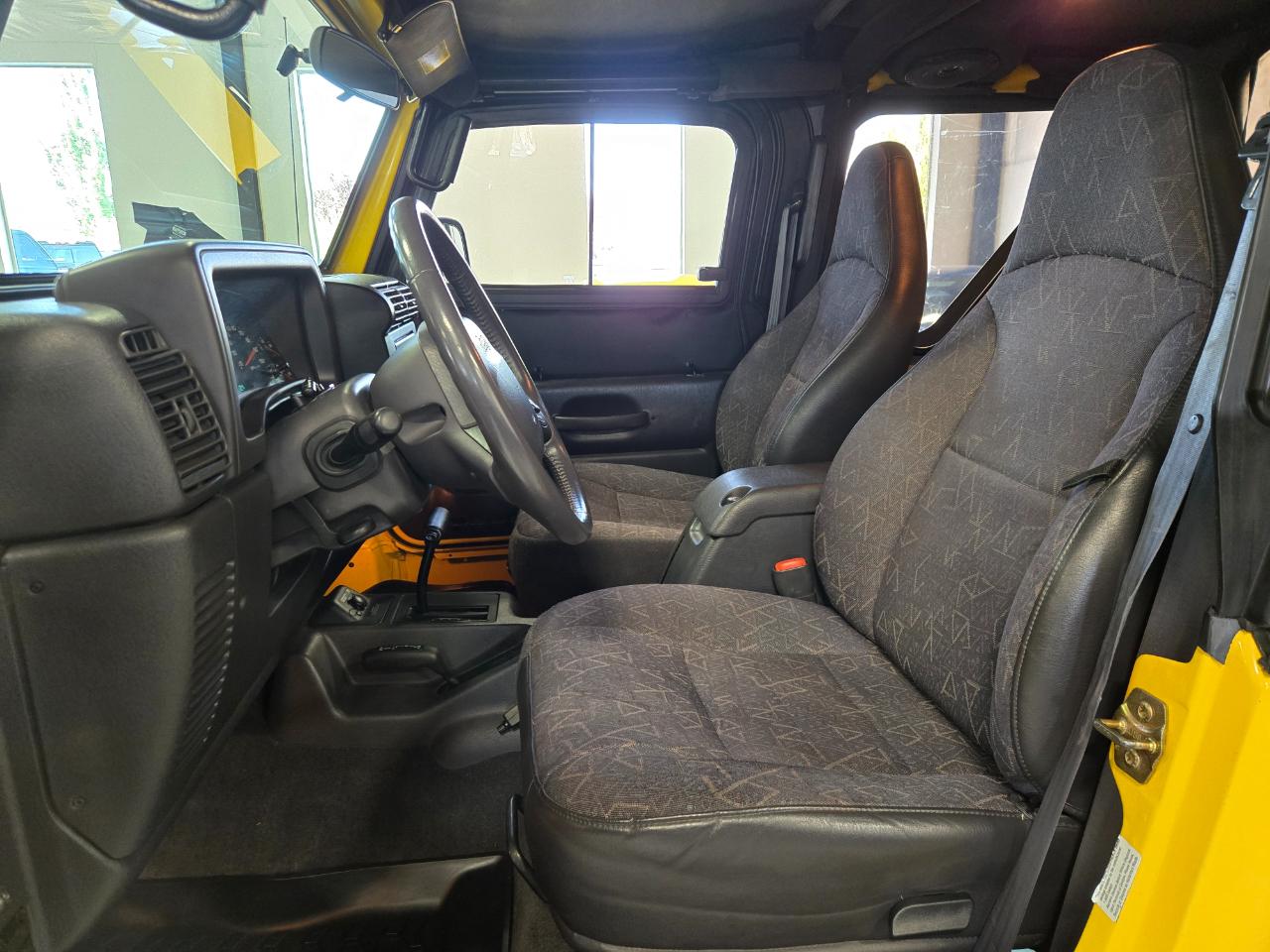 Jeep Wrangler 4WD 2dr Sport 2001