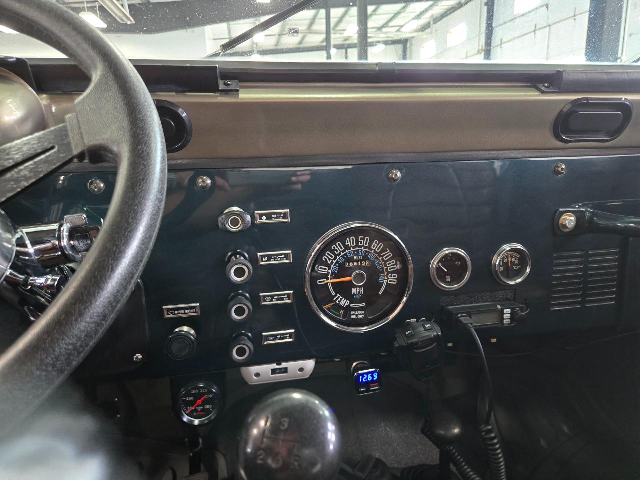 Jeep CJ-5  1977
