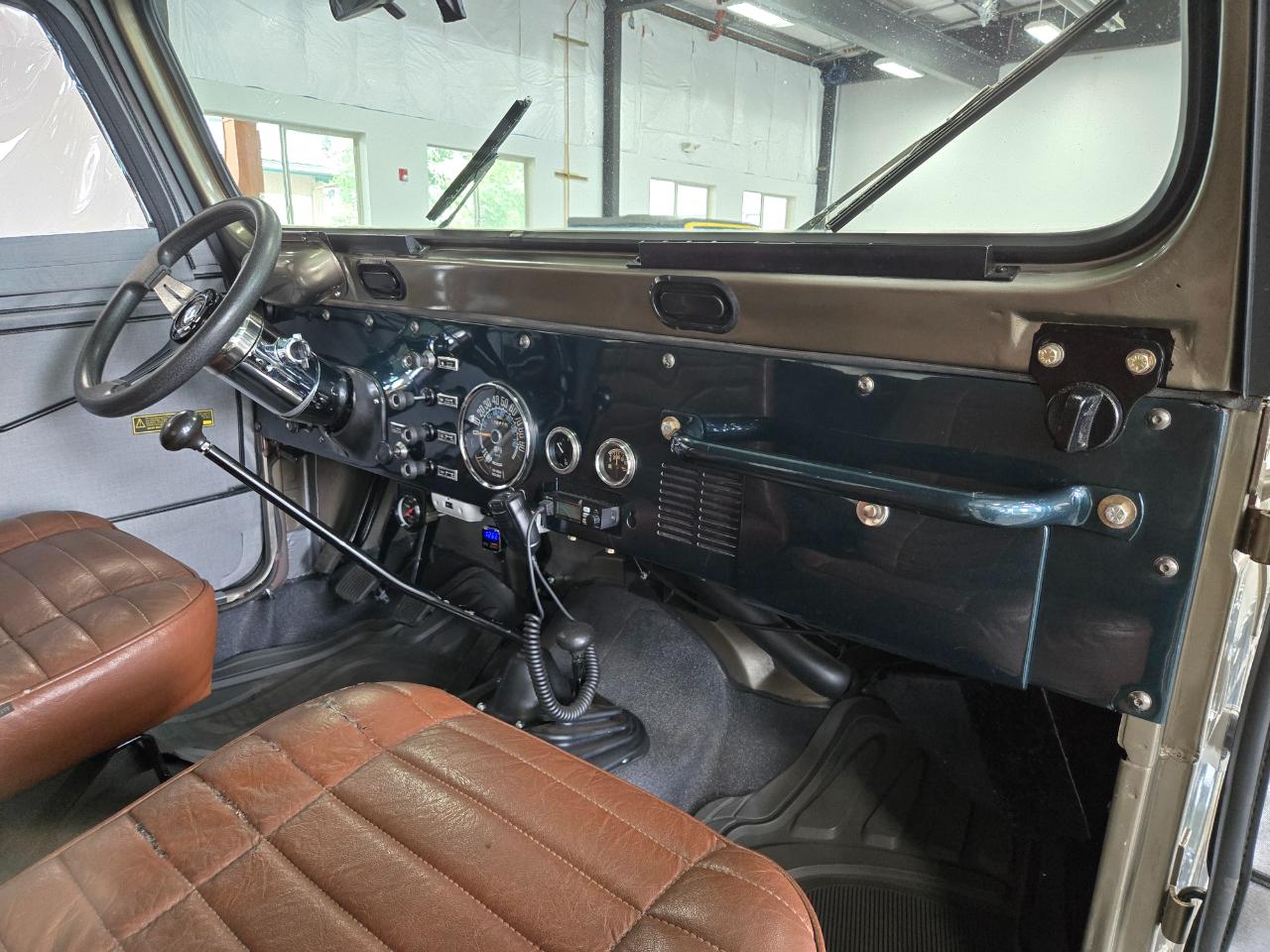 Jeep CJ-5  1977